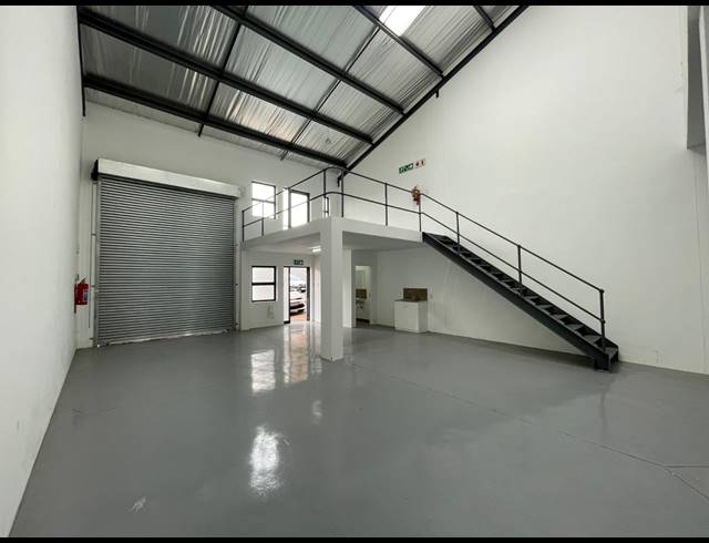 145M² WAREHOUSE TO LET IN BARBEQUE DOWNS